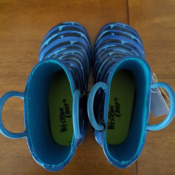 Western Chief Blue Boys Shark Shorty-blue rain boot little kids size 11 NEW W T - Picture 7 of 8
